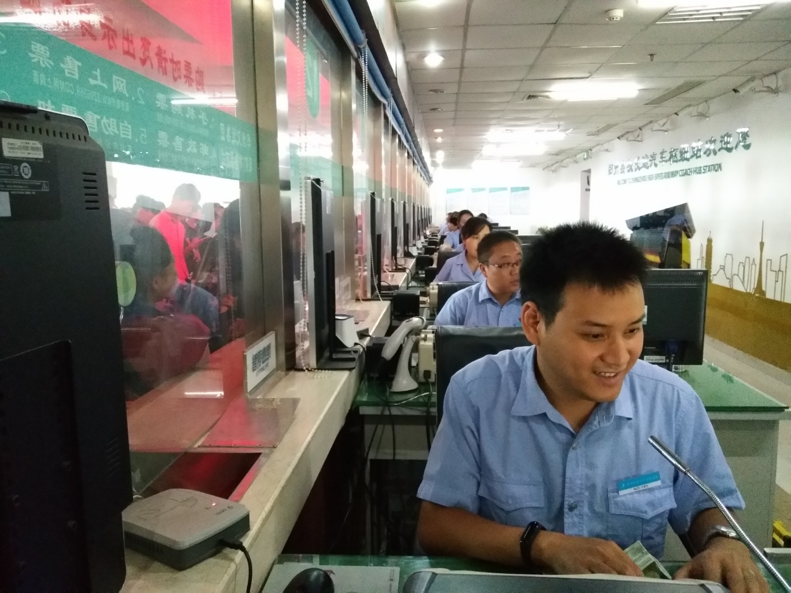 郑州长途汽车站买票小程序,郑州长途汽车站网上购票进站流程