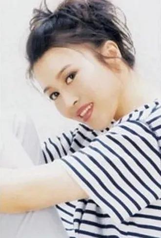 堕胎四次，爱看黄片，她是最具争议的影后