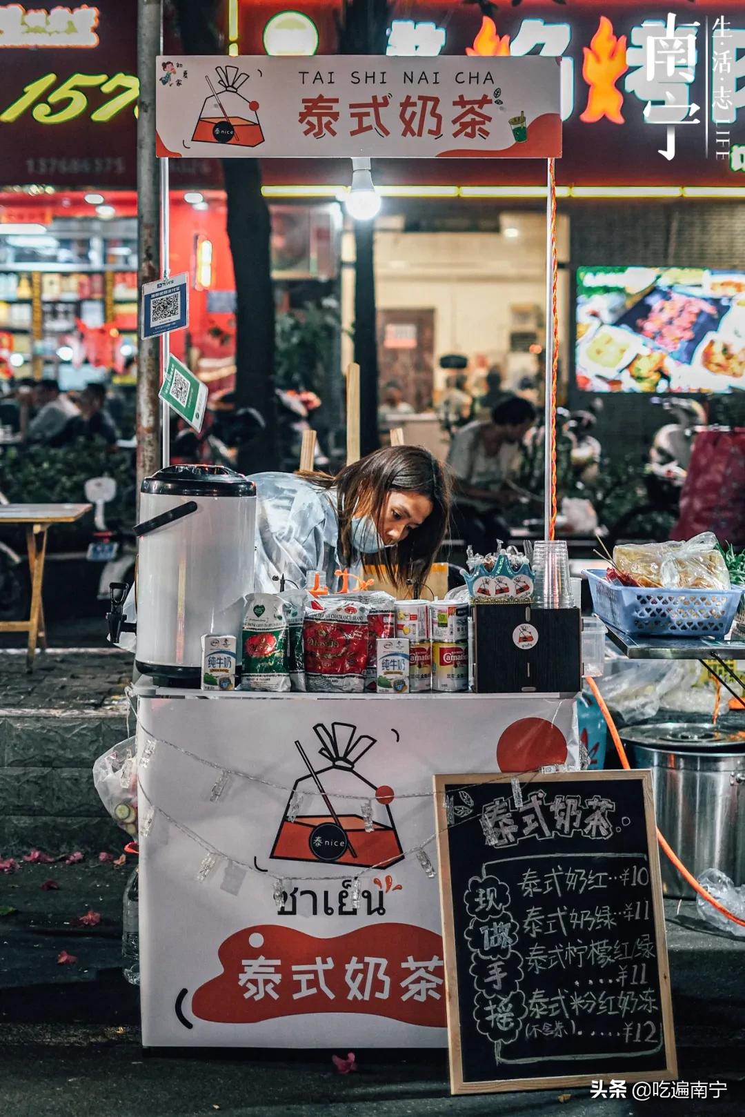 南宁最新最火的夜市街,曾经这条街很热闹现在却冷清
