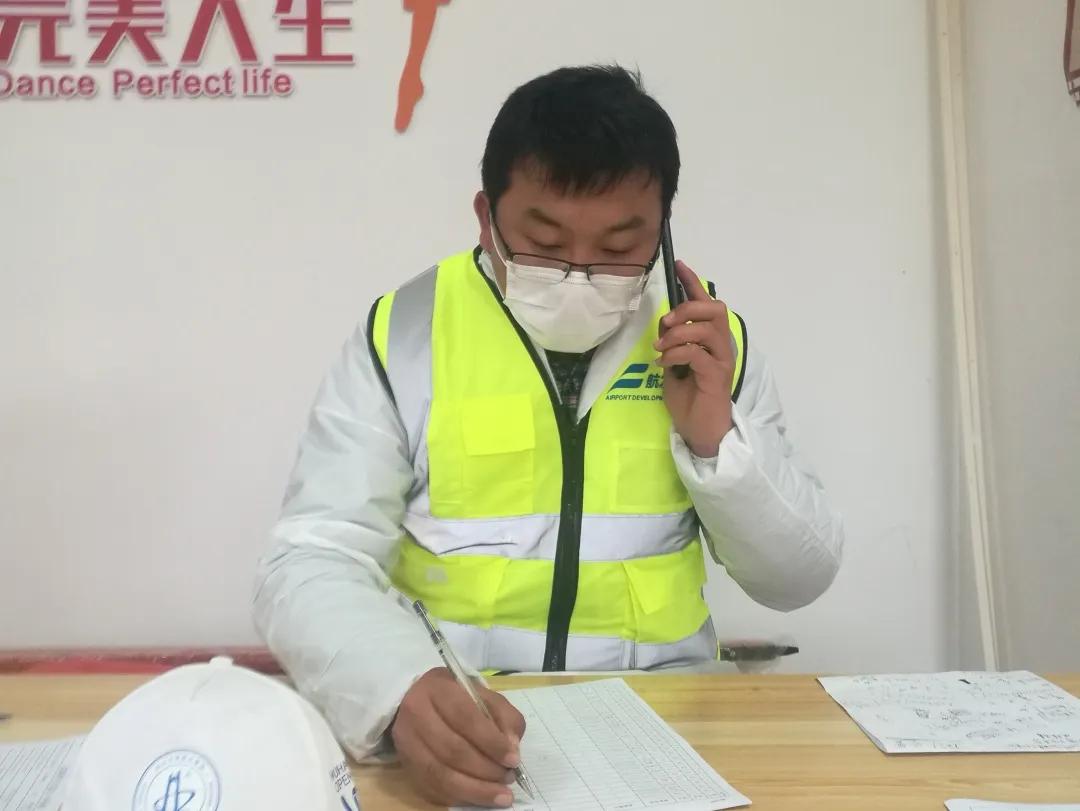 鑸彂闆嗗洟浜烘墠鎴愰暱,鑸彂闆嗗洟鐨勫彂鍔ㄦ満