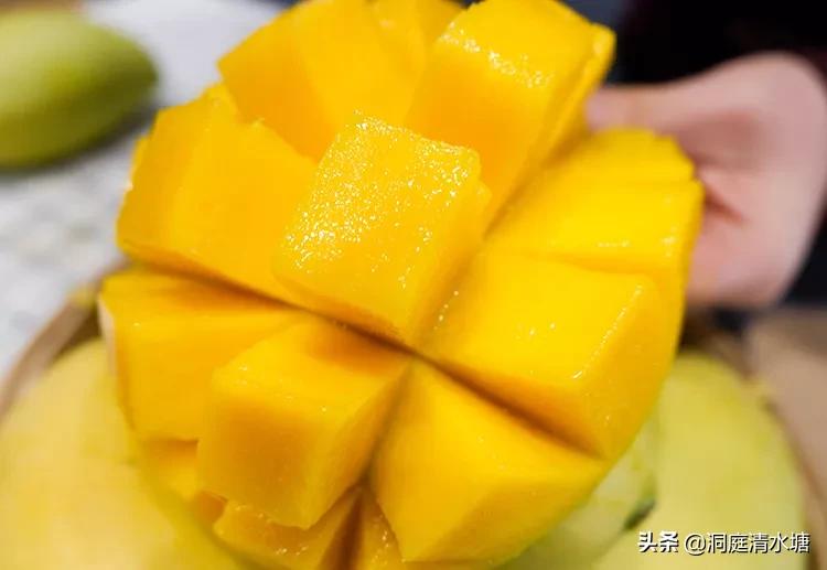 q弹香甜的芒果西米露,爽口脆甜芒果