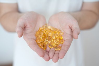 维生素e直接涂到面上还要洗掉吗,维生素e为啥越抹脸越暗沉