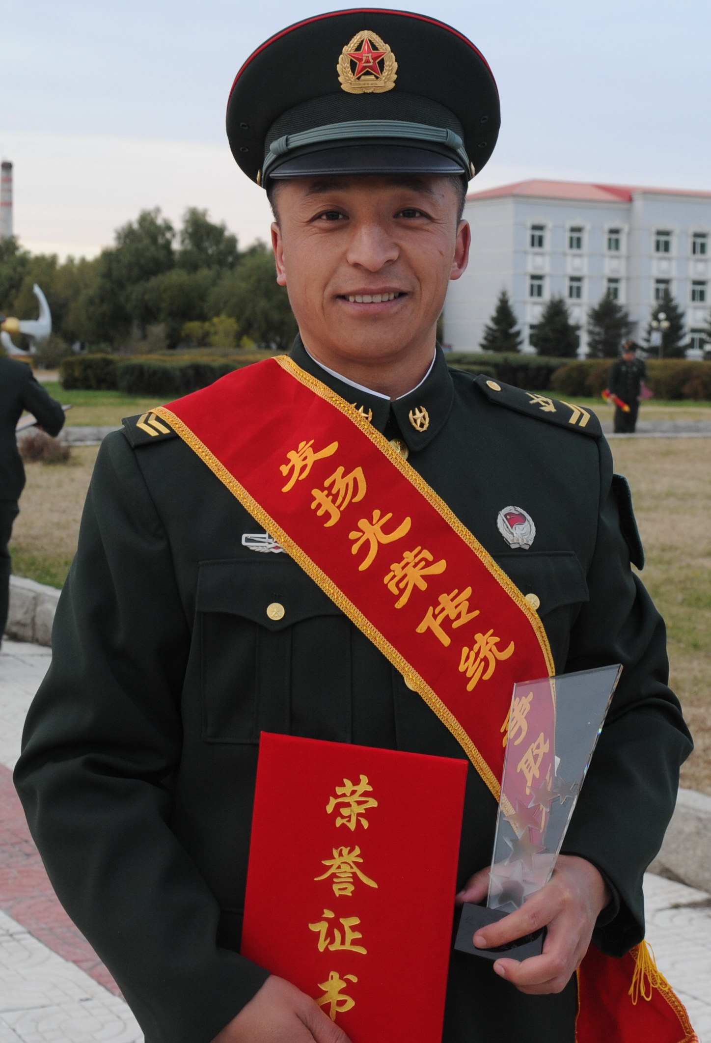 离开部队前对部队的感谢词,离开部队感言简短10字