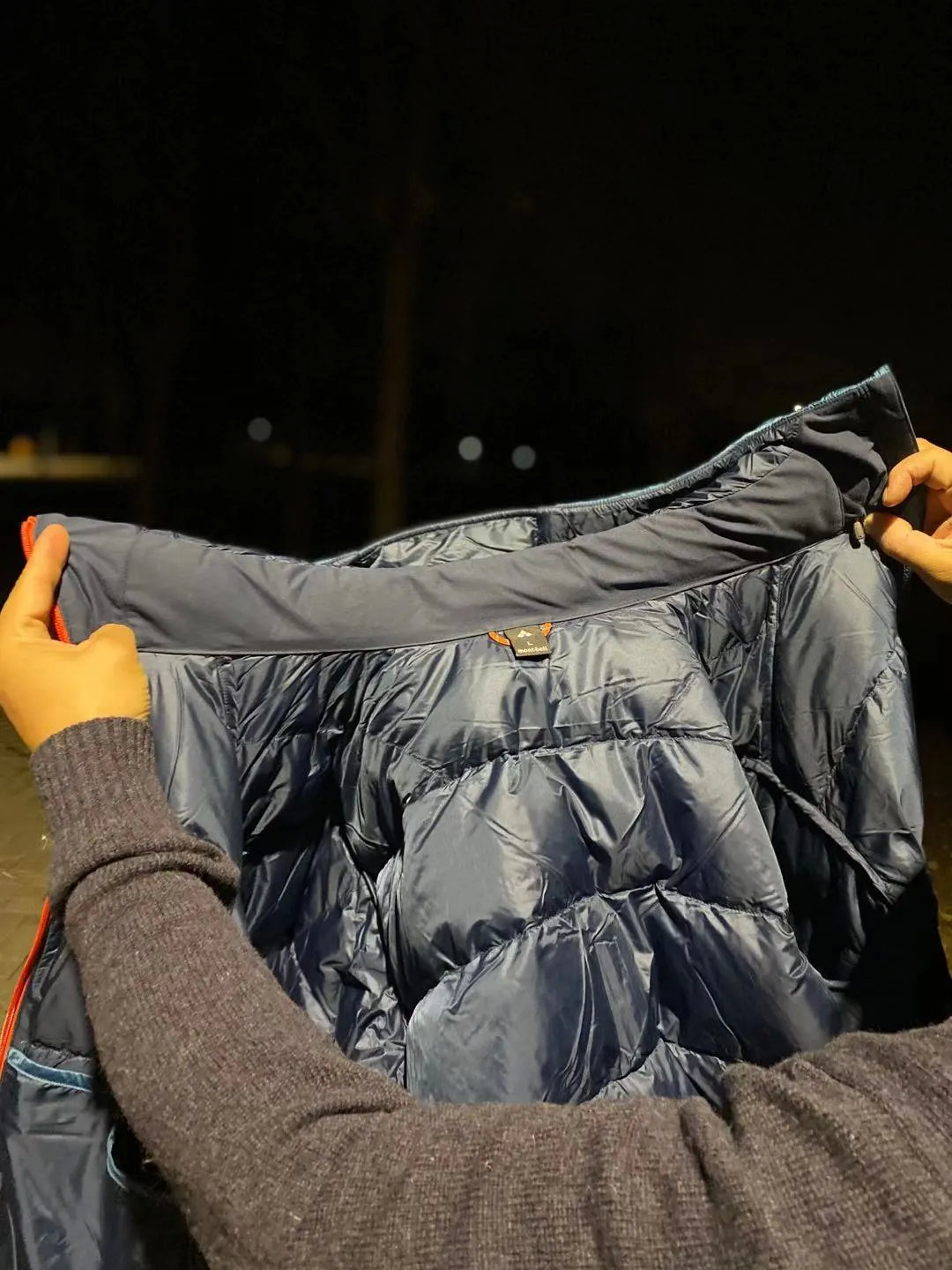 做羽绒的视频,日本始祖鸟羽绒服