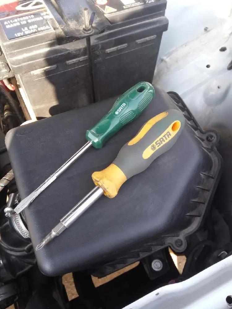 自己动手更换空气滤芯教程,自己动手更换发动机空气滤芯省钱