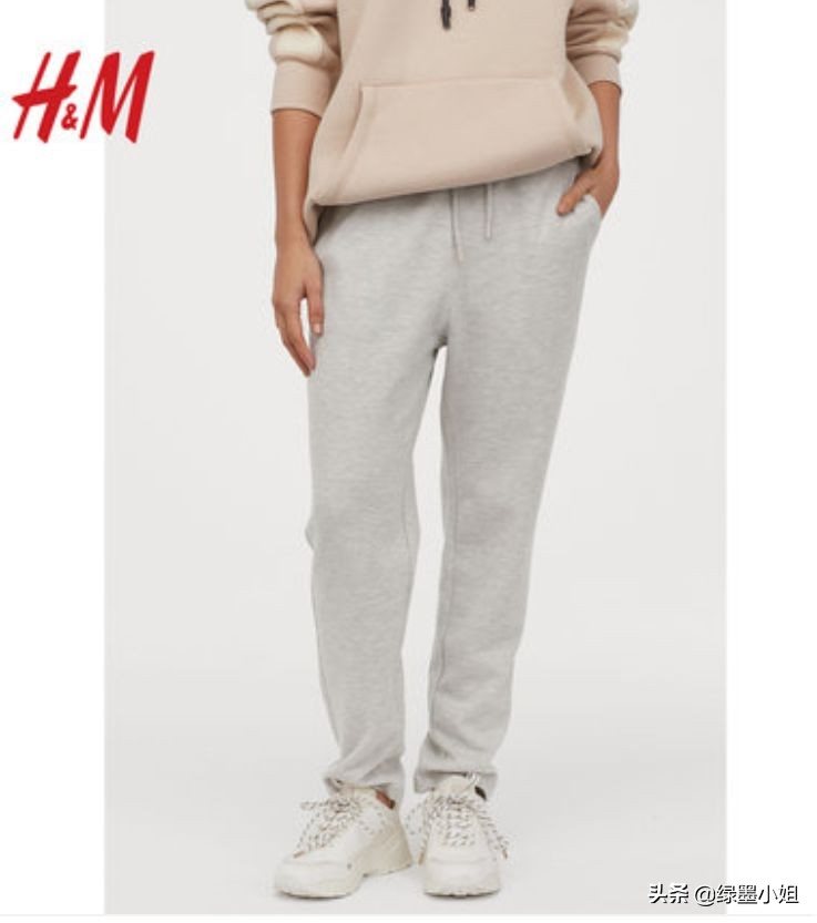 林允重新解锁时尚新看法,林允韩国时尚穿搭