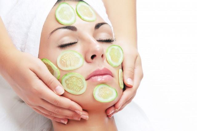 黄瓜敷面膜敷多长时间最好,黄瓜可以做海藻面膜吗