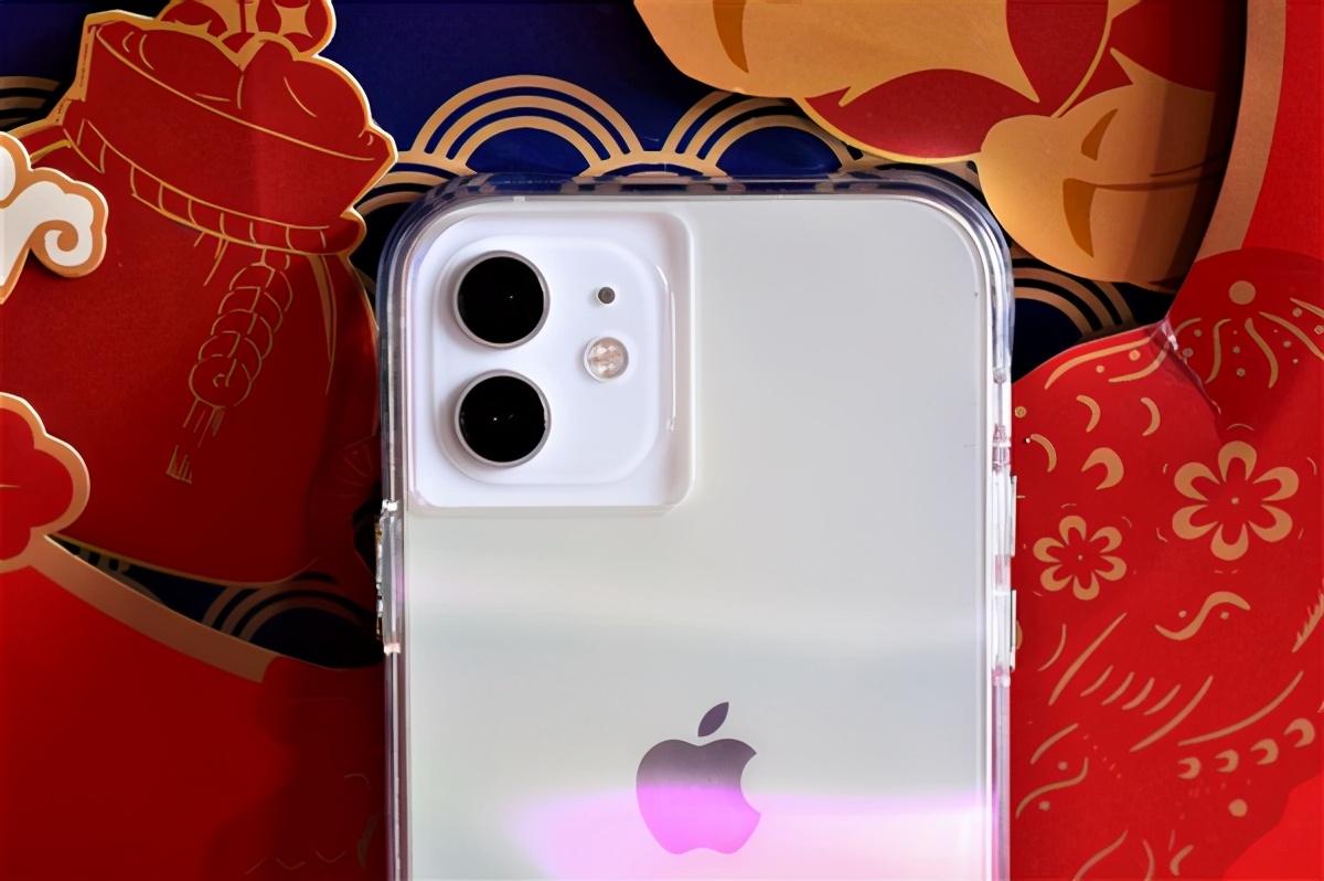 iphone12pro皮革保护套,iphone12或将搭配新保护壳