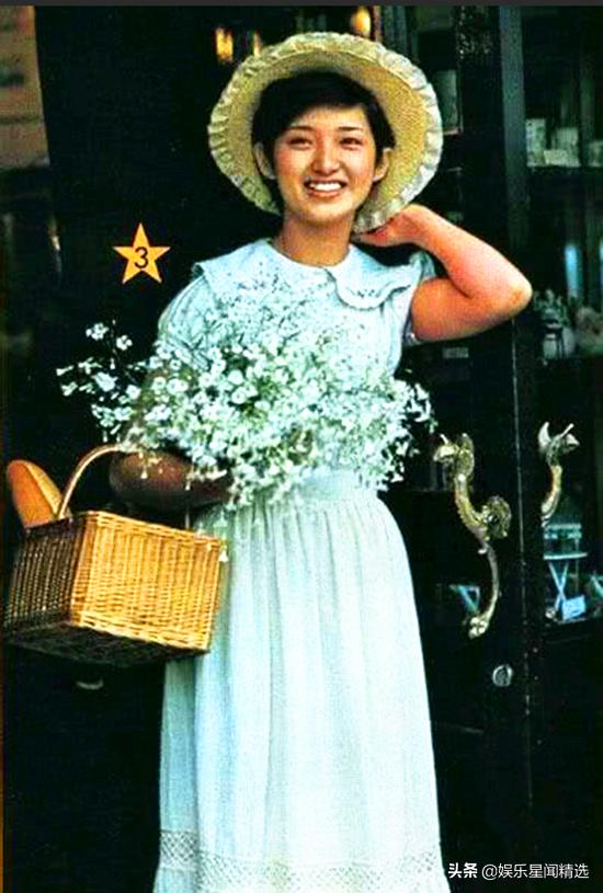 山口百惠结婚后的采访中日字幕,山口百惠说自己要当个合格的妻子