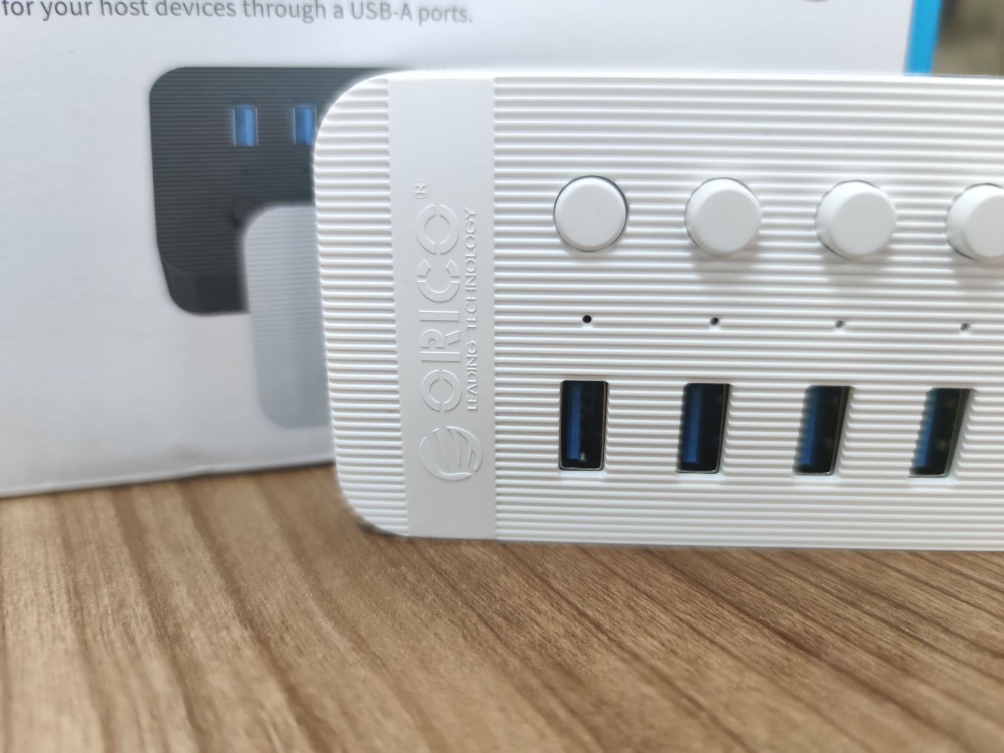 奥睿科后置usb分线器3.0,奥睿科usb分线器和绿联