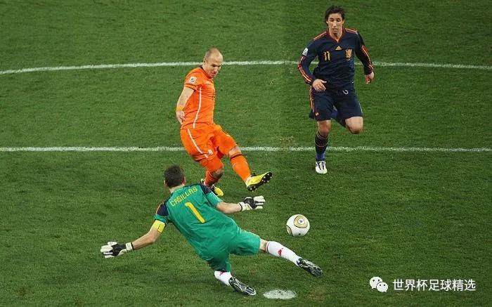 罗本生涯最遗憾的一球,罗本退役小飞侠