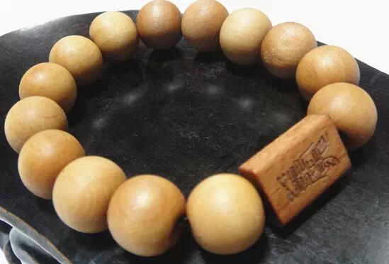 各种木质手串对人体的作用,对人体有益的木质手串