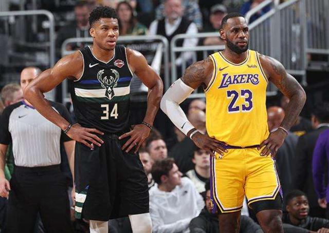 字母哥惊天隔扣尼克斯,字母哥隔扣詹姆斯的视频