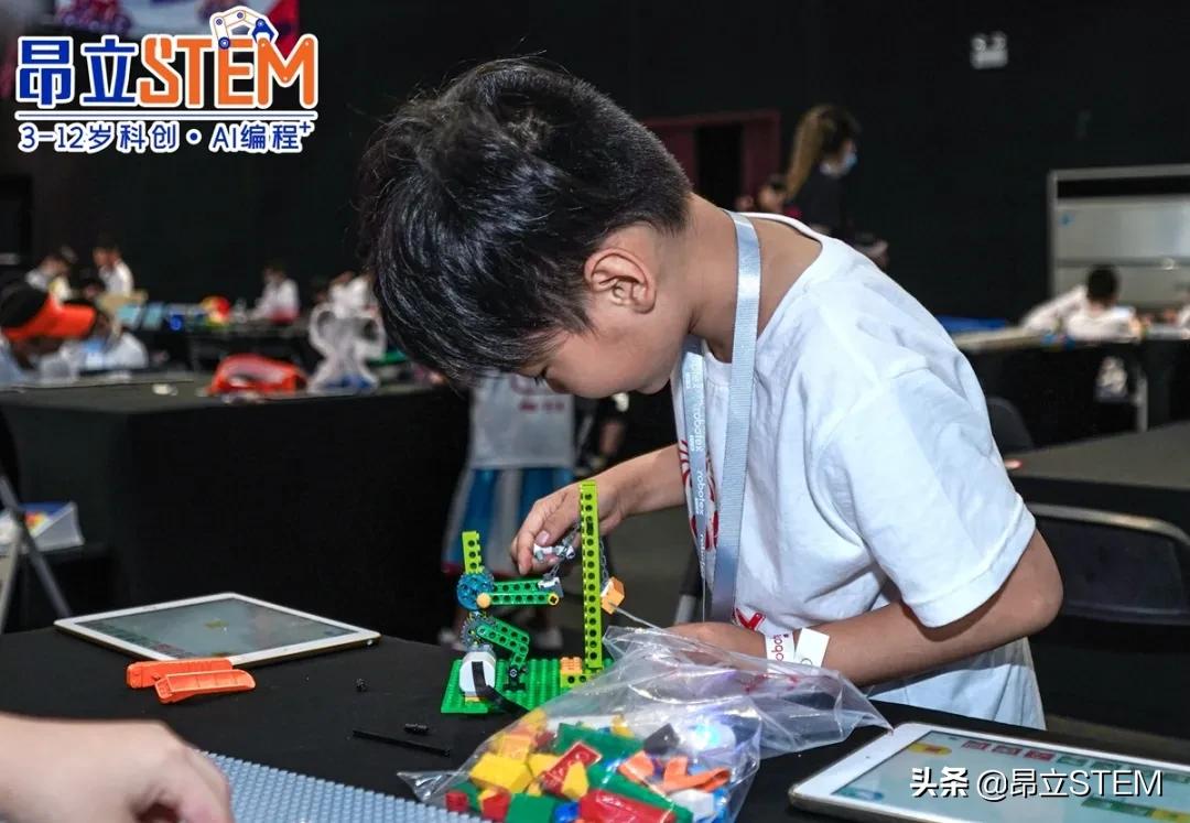 昂立stem济南学习中心,昂立stem教学成果展