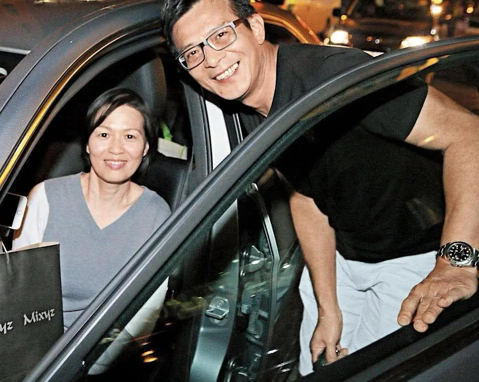 黄日华老婆梁洁华出殡,梁洁华出殡黄日华写信