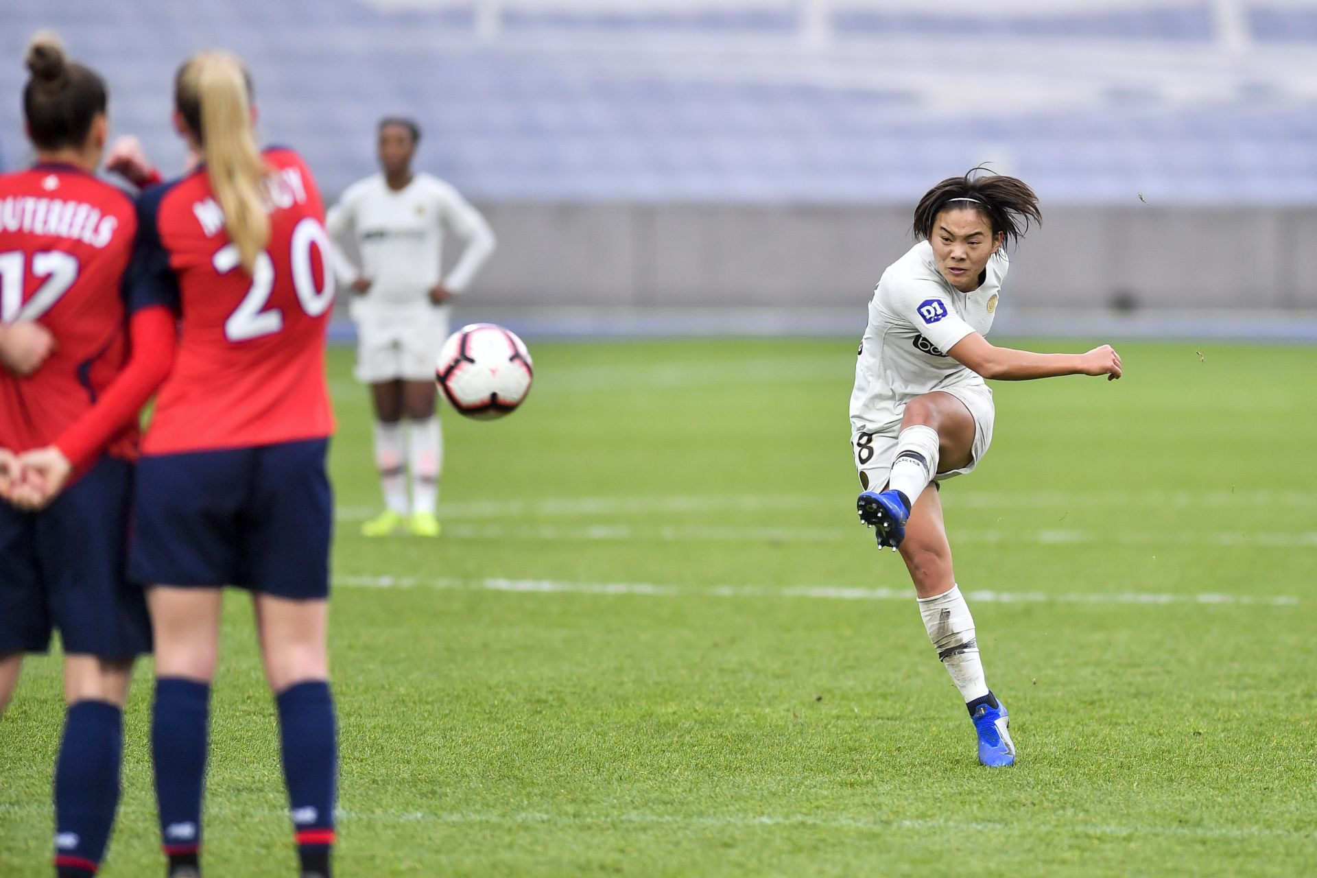 王霜和姆巴佩谁厉害,王霜和梅西哪个厉害