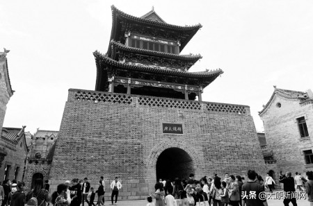 太原市迎泽区千年古街,太原千年古街钟楼街网红