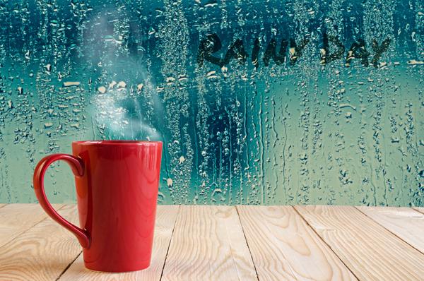 喝什么矿泉水高级,白开水纯净水矿泉水哪个更健康