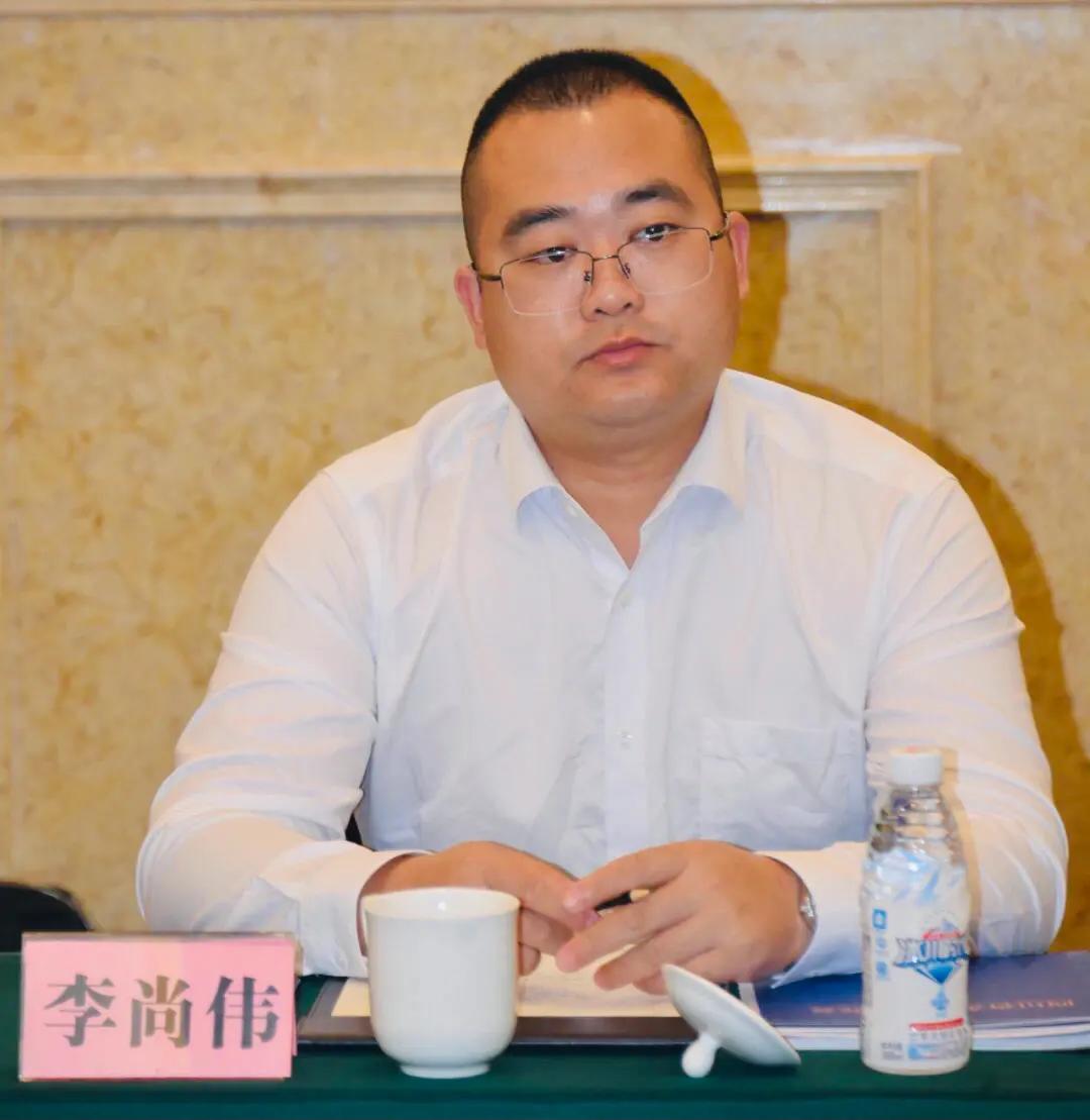 积极为设立“企业家日”建言献策省企业家研究会召开专家研讨会