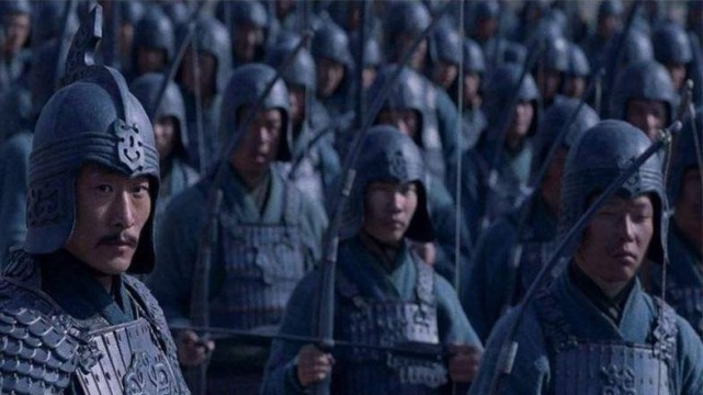 古代打仗冲在最前面的士兵傻吗,古代打仗的士兵都是自愿的吗