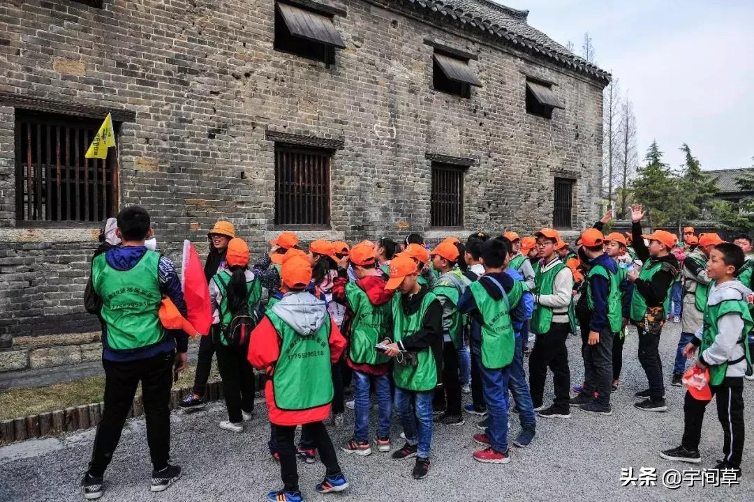 研学好时节不负好时光,和老同学一起旅游台儿庄古城