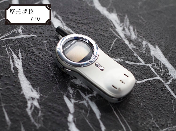 motorazr四代,motorazr2019翻盖折叠屏