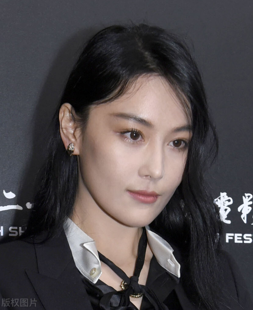 娱乐圈张馨予底子干净吗,张馨予拍足球宝贝