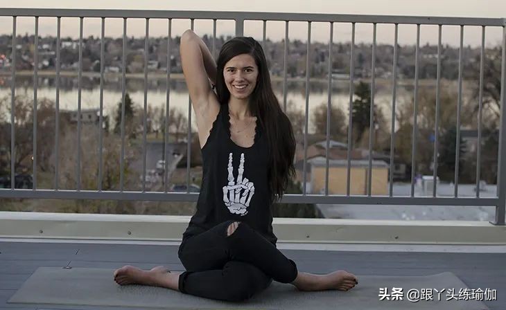 生完娃胯宽了会恢复吗,生完孩子肚子大胯宽怎么恢复