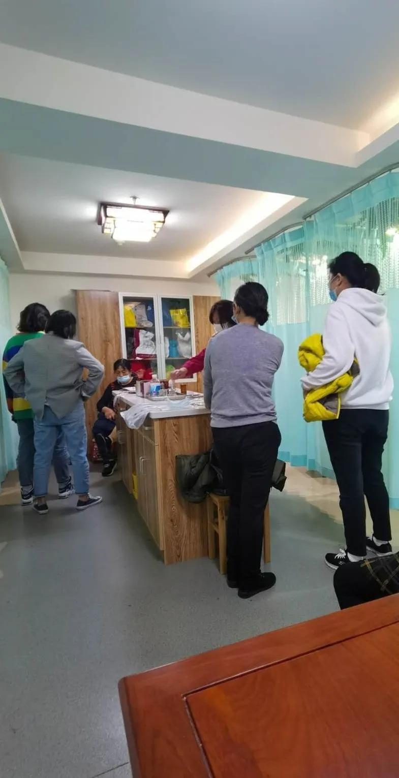 南京小行医院许迎照主任的一天