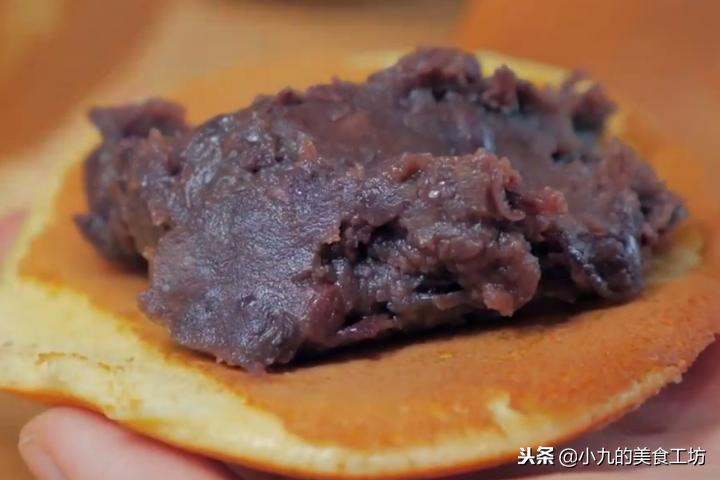 怎样用鸡蛋面粉做铜锣烧,如何用鸡蛋和面粉做铜锣烧