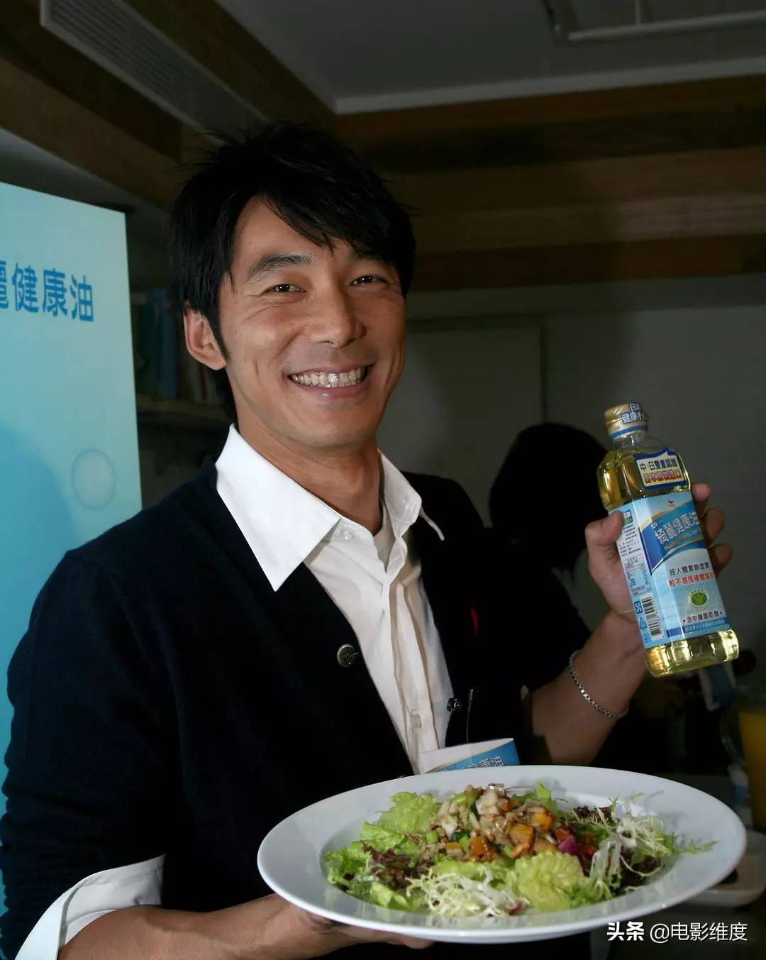 45岁李李仁婚姻幸福，为妻子主动结扎，婚后育有一儿一女惹人羡