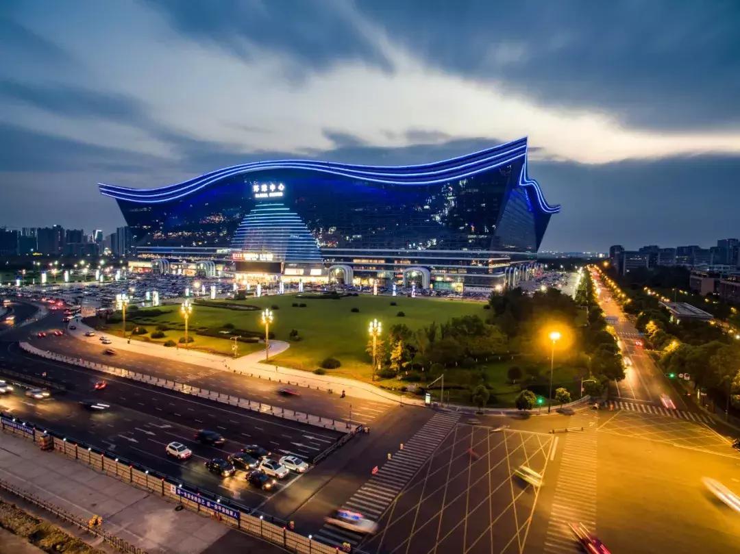 成都环球中心新开的游乐场,成都环球中心主题乐园