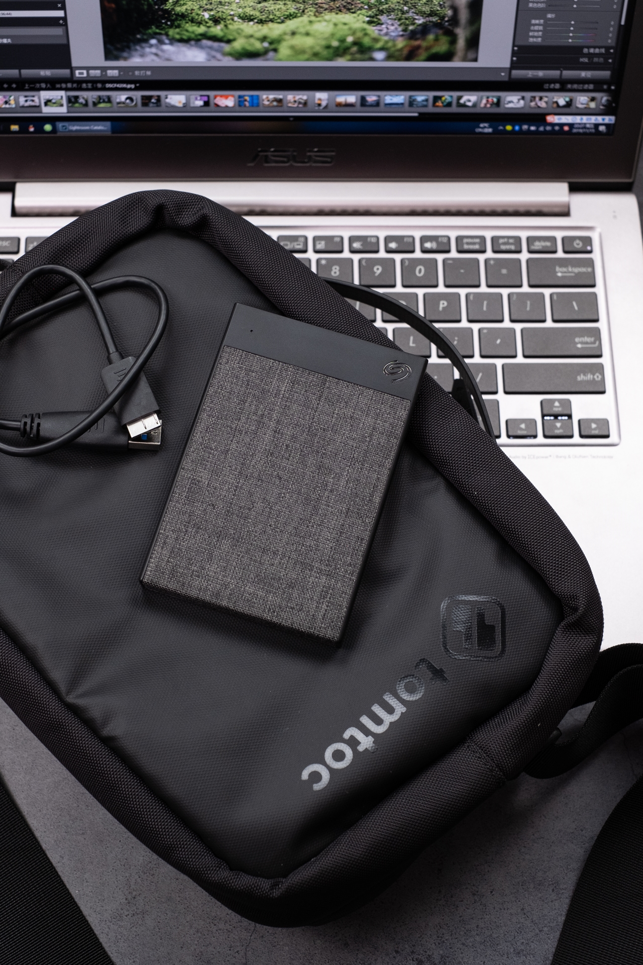 硬件级别安全加密硬盘,让日常工作更放心,避免商业敏感文件泄密