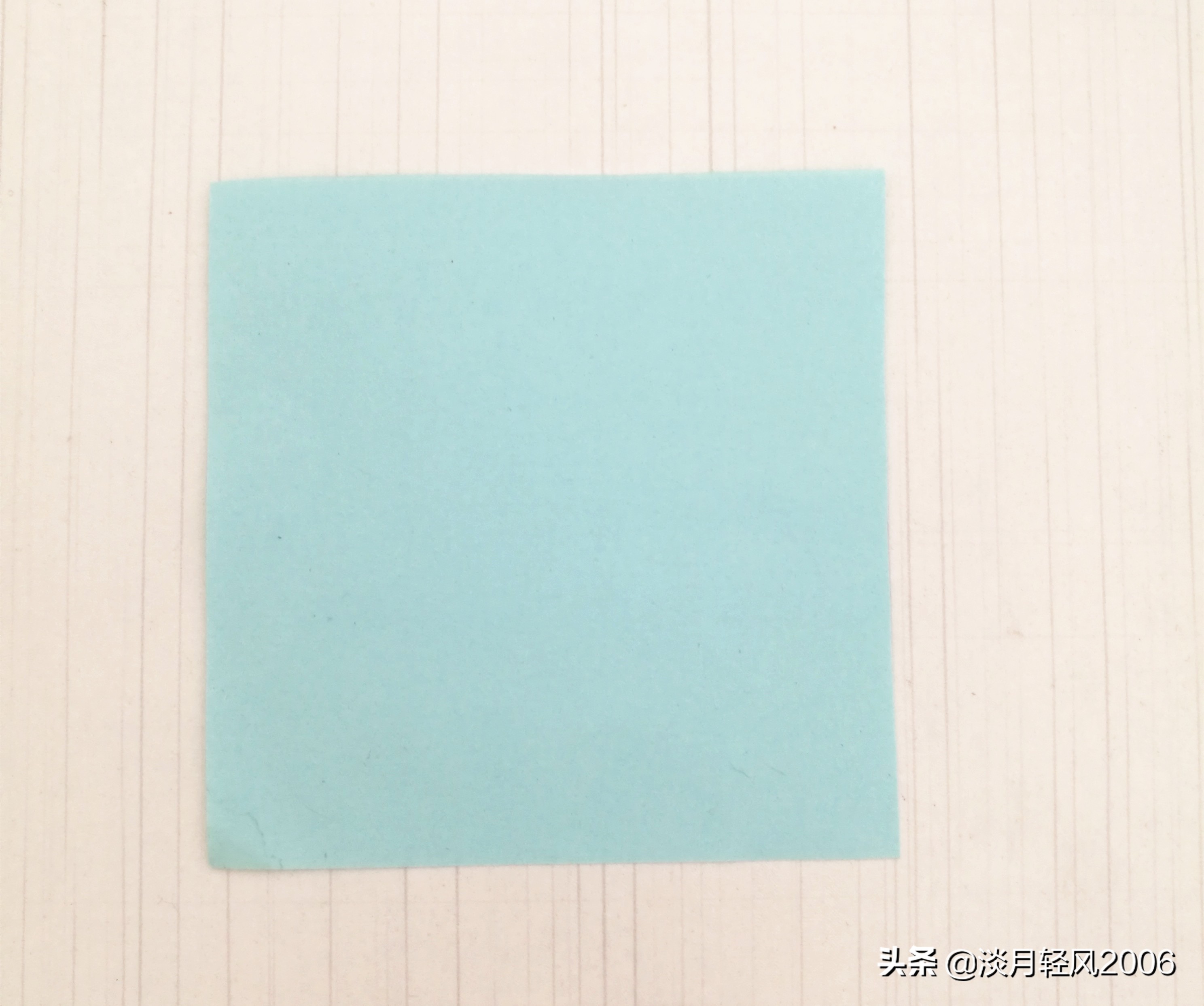 正方形彩纸剪纸手工,手工剪纸教程简单幼儿园花朵