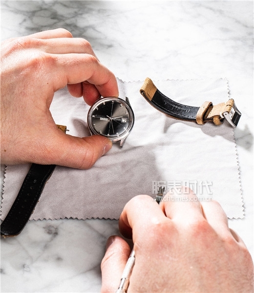 小米手环换表带教程,小米手表x5换表带图解