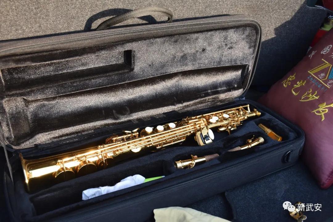 哎呦不错哦有磁带吗,哎呦不错哦台版专辑照片