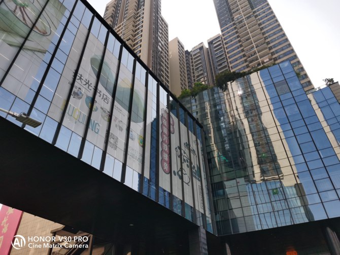 荣耀V30PRO详细评测：MatrixCamera相机矩阵开启5G视频时代