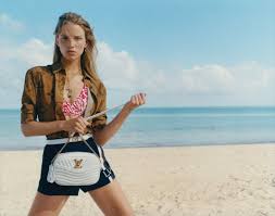 大就是好？法国教授和王健林们的不同思路。普通人应该这样做生意