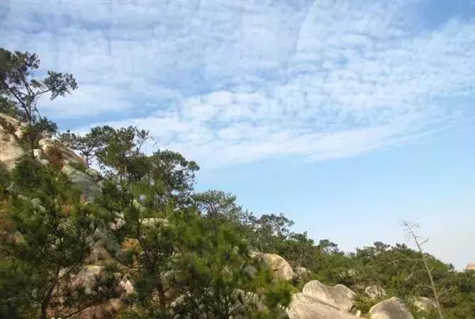 秋高气爽适合去哪里旅游,秋高气爽的山地旅游