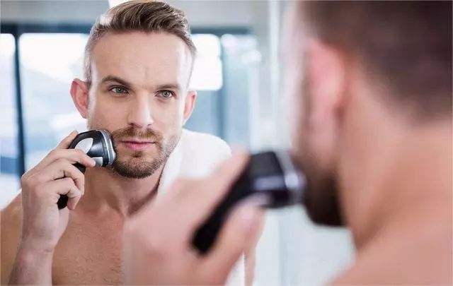 电动剃须刀十佳评测100左右,100元内剃须刀推荐高性价比