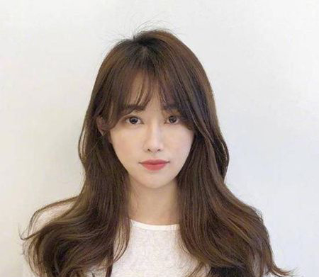 额头窄适合什么刘海,额头窄脸短适合空气刘海吗