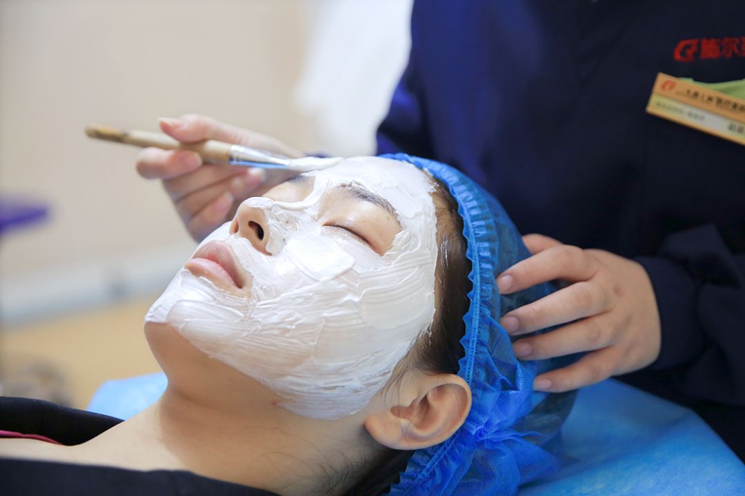 不花一分钱美白全身12岁,不花一分钱让皮肤紧致