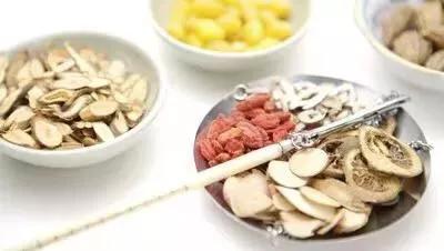 腰酸警惕十种原因肾上有炎症,警惕腰疼背后的大问题