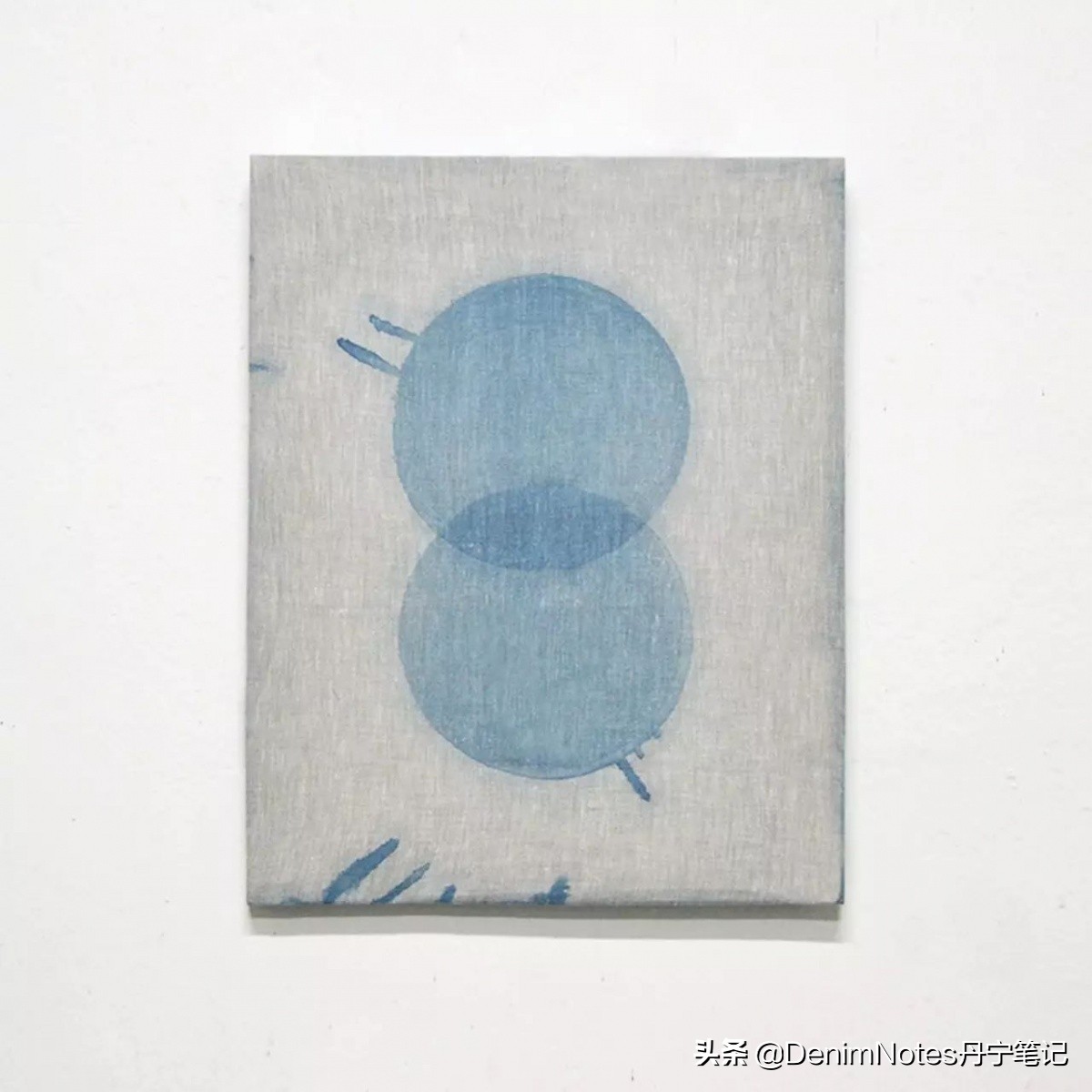 牛仔裤褪色了可以重新染色吗,牛仔裤褪色一般是什么颜色