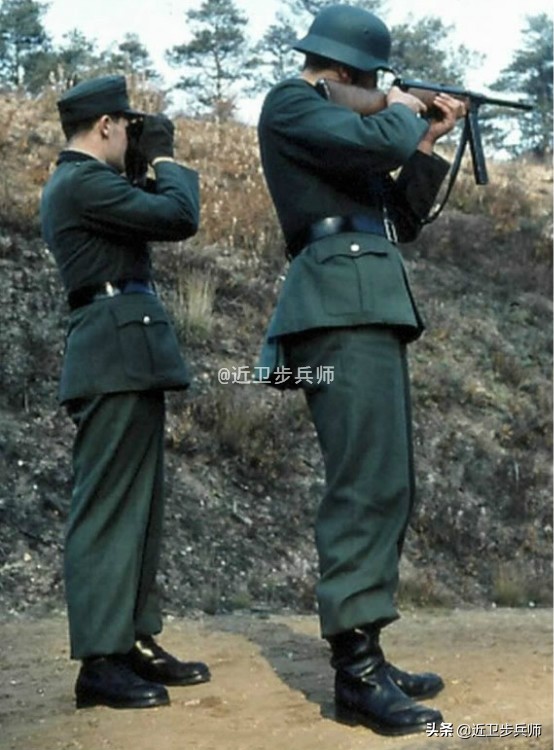 二战德国军用钢盔,二战德国钢盔战损