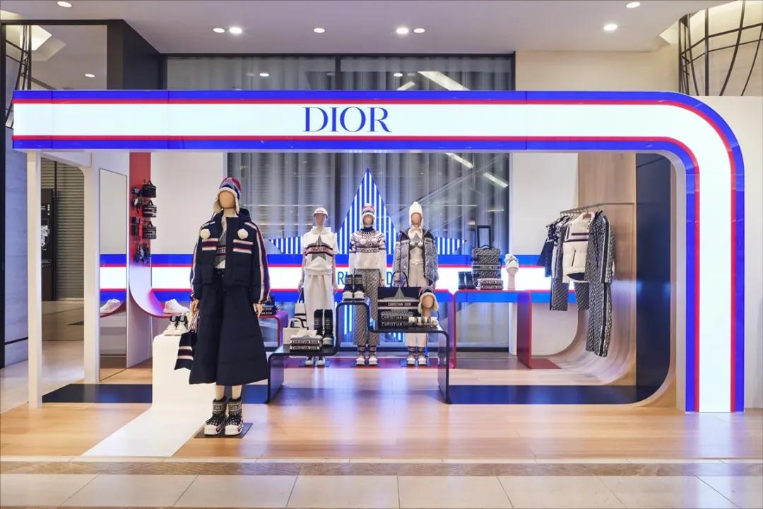 dior快闪店图片,大阪dior专卖