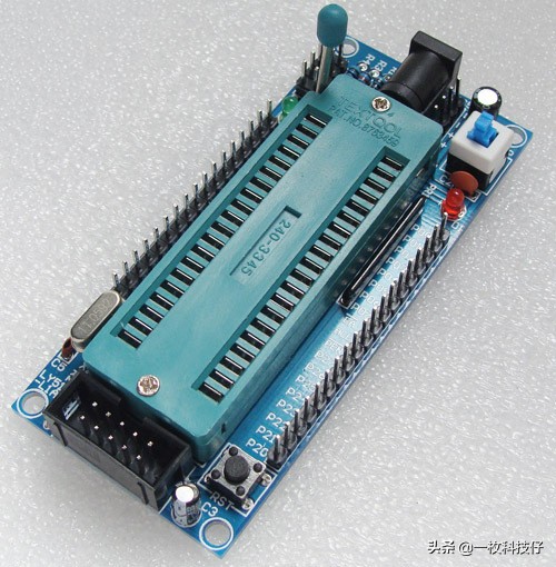 51单片机与stm32单片机的不同点,51单片机和stm32单片机哪个更简单