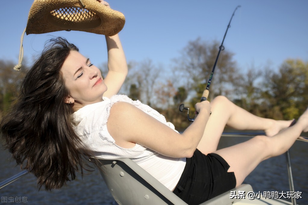 大板鲫咬钩钓鱼视频,大板鲫咬钩的正确方法