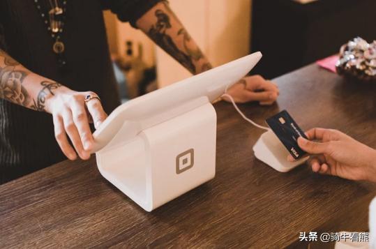 信用卡还款日与账单日有什么区别,信用卡还款日和账单日什么区别