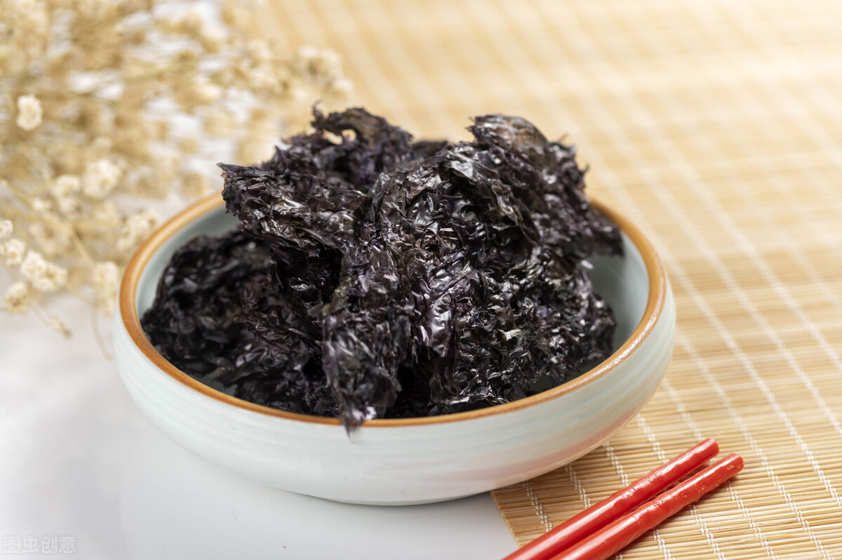 买紫菜真假鉴定小窍门,火烧紫菜真假辨别方法